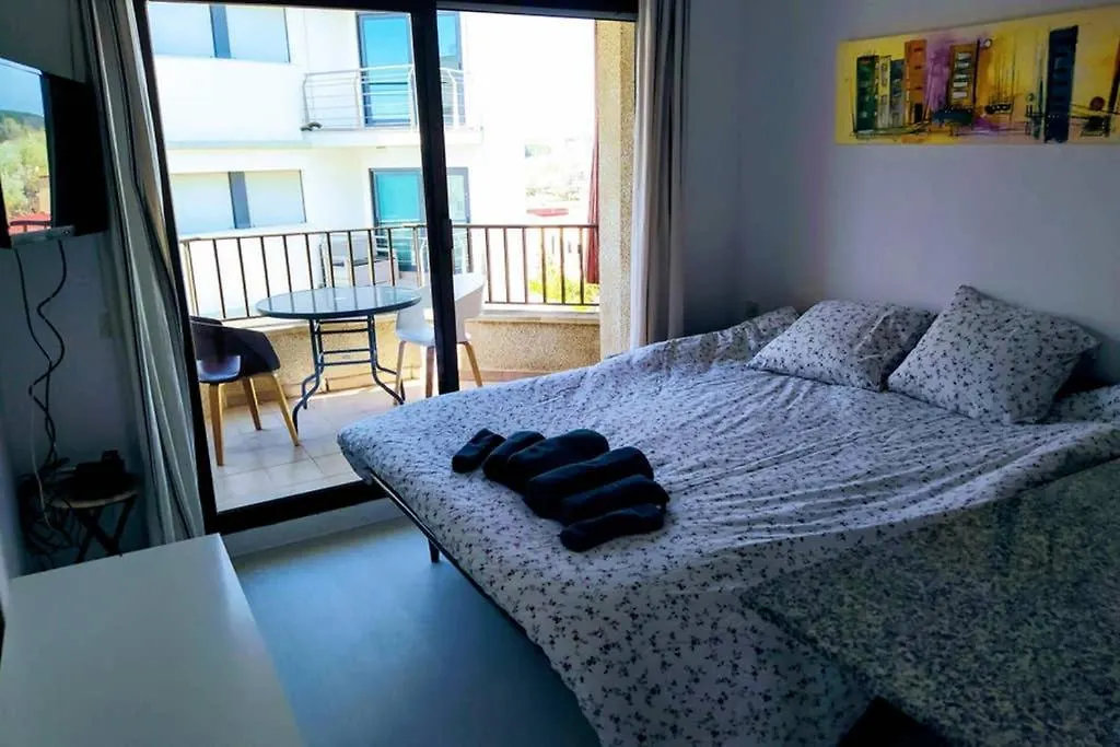 Magnifique Logement Roses Apartamento 0*,