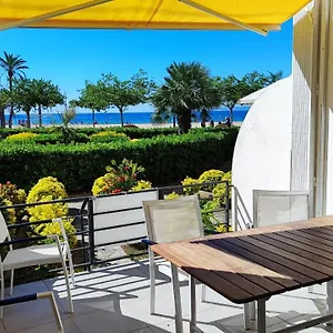 Oasis B3 , Rosas España